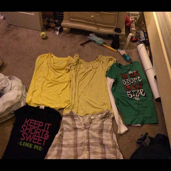 Tops - Picture 5 of 6